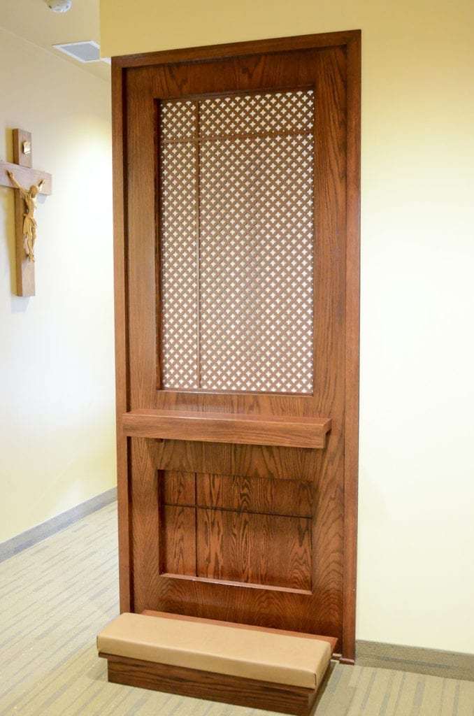 Confessional door and screen