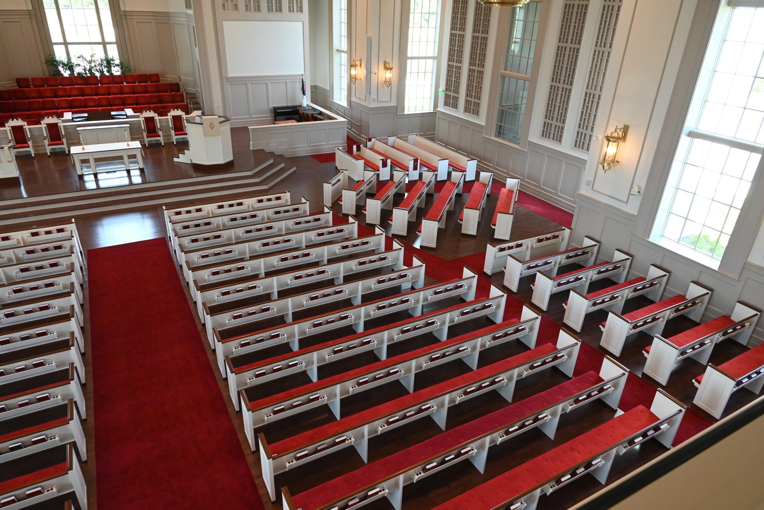 The rows of straight pews at First Presbyterian, Myrtle Beach, SC