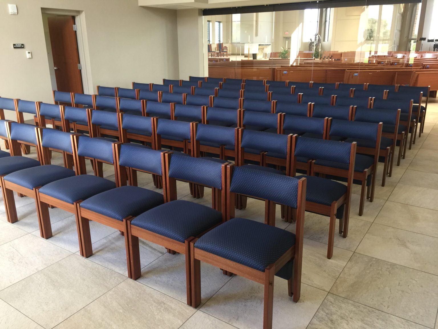 Buy New Wooden Church Chairs | New Holland Church Furniture